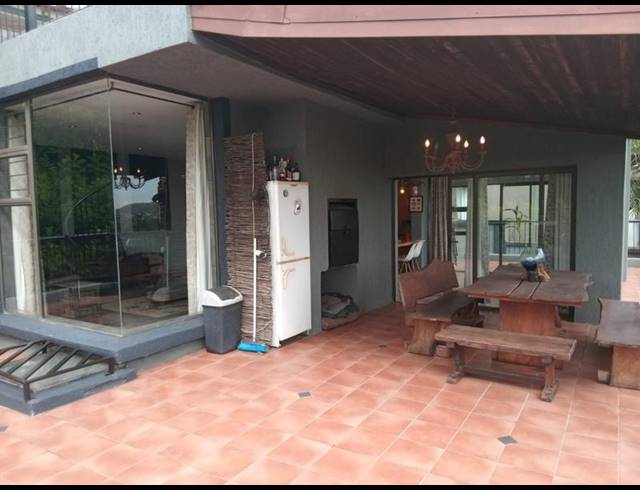 4 BEDROOM HOUSE FOR SALE IN ROODEKRANS